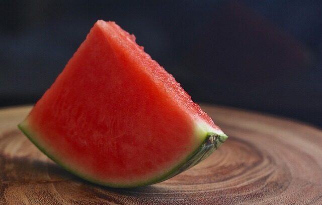 Frutas e vegetais hidratantes que ajudam a emagrecer rápido Frutas e vegetais hidratantes que ajudam a emagrecer rápido